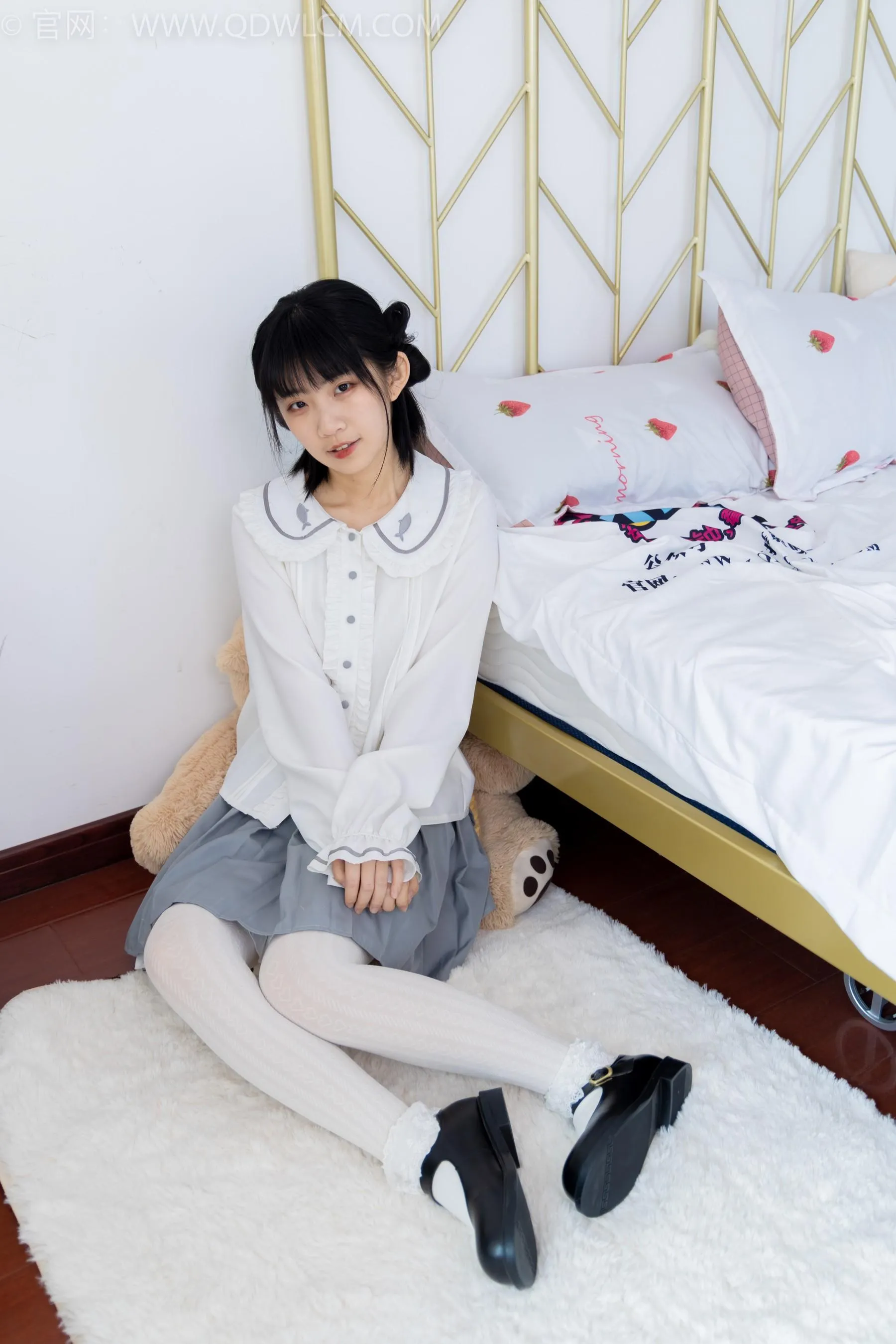 物恋传媒 NO.1528 暗月-夏日葡萄 [151P]插图